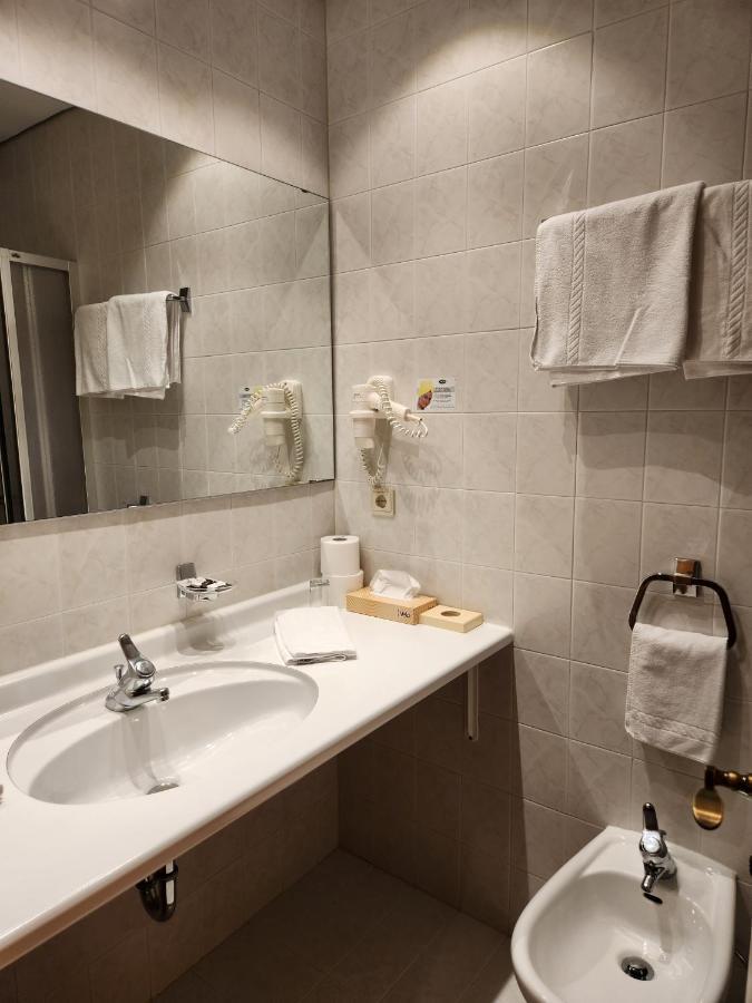 דוביאקו Hotel Dolomiten מראה חיצוני תמונה