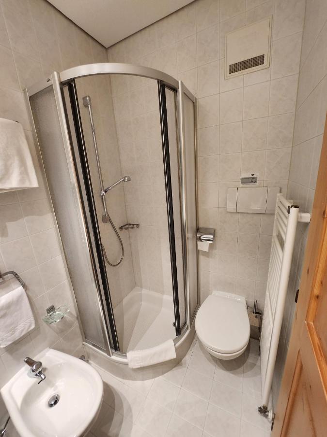 דוביאקו Hotel Dolomiten מראה חיצוני תמונה