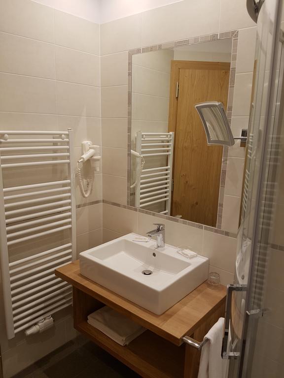 דוביאקו Hotel Dolomiten מראה חיצוני תמונה